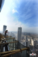 他痴迷高空摄影 拍出了最震撼的重庆 - 重庆晨网