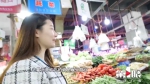 她是重庆90后单亲妈妈 养了一只吃辣椒面的网红羊驼 - 重庆晨网