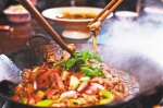 黔江鸡杂：一口铁锅里的味觉乾坤 - 重庆晨网