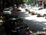 0公共视频拍摄到的嫌疑车辆。沙坪坝区警方供图  - 重庆晨网