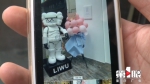 商铺门前巨大玩偶突然失踪 店主一看监控被惊呆了…… - 重庆晨网