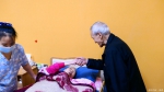 重庆82岁爷爷的“爱情时钟”，故事令人泪目 - 重庆晨网