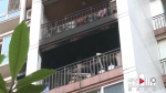 南桥寺一居民楼起火 楼上阳台也遭了殃 - 重庆晨网