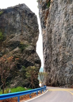 走起！巫山最迷人自驾公路，一条在谷底一条在云端 - 重庆晨网