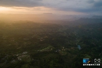 航拍重庆武陵仙山 岩峦层叠青山如波 - 重庆晨网