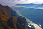 巫山红叶红得早 水陆并进游三峡 - 重庆晨网