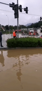 大暴雨致黔江公路塌方 这17个路段实行交通管制 - 重庆晨网