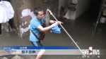 大雨突袭积水淹路深至大腿处 家具家电“水上漂” - 重庆晨网